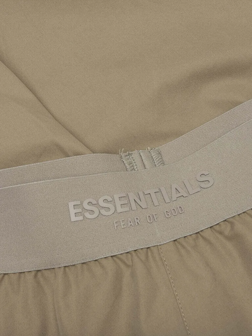  Fear Of God Essentials Cargo Waist Trousers - Neutrals 