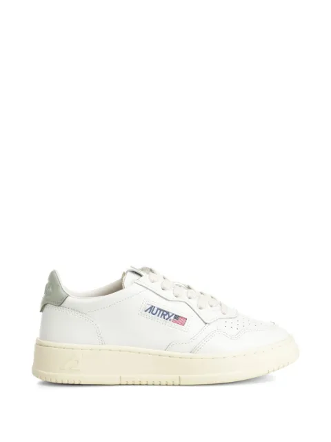 Autry Medalist low leather sneakers