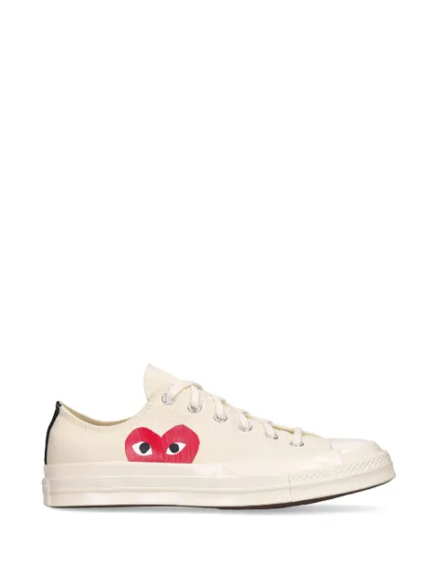 Comme Des Garçons Play zapatillas con detalle de corazón de Comme des Garçons Play x Converse