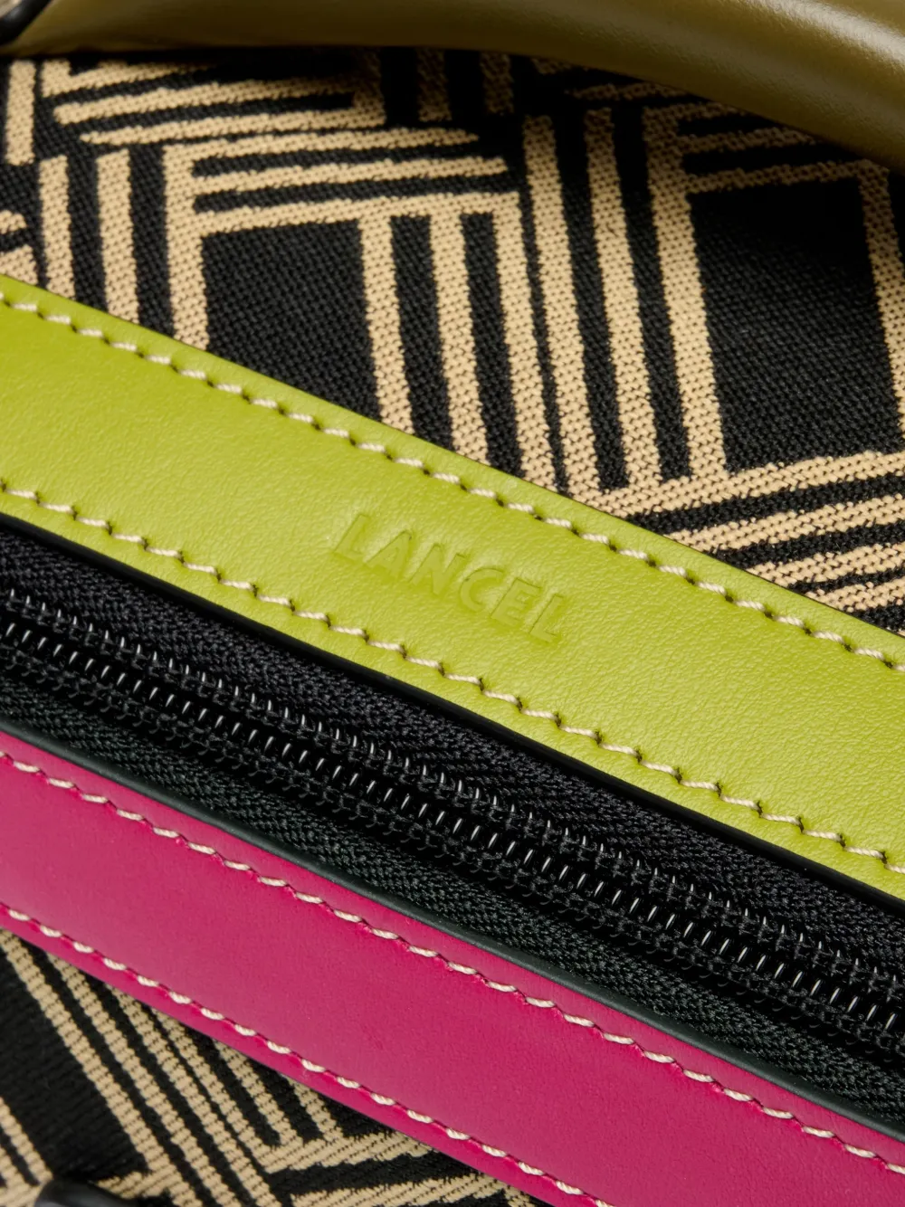 Lancel Toilettas met monogram jacquard Zwart