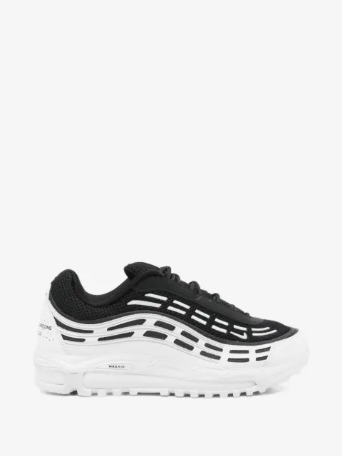 Nike レースアップ スニーカー