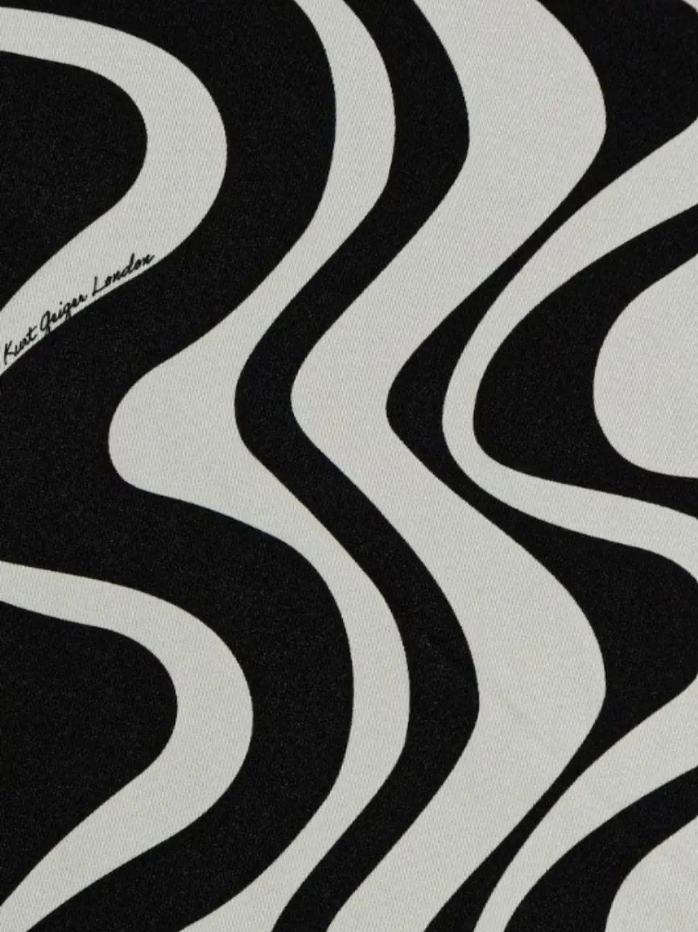  Kurt Geiger London Square Pattern Scarf - Black 