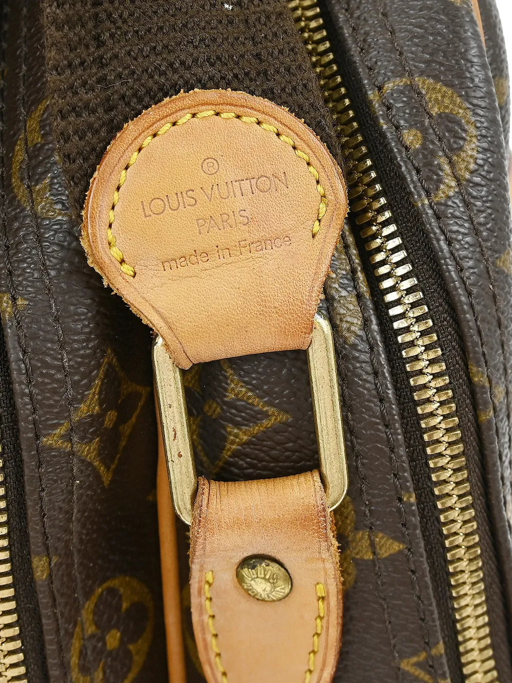2002 Gm Reporter Monogram Shoulder Bag