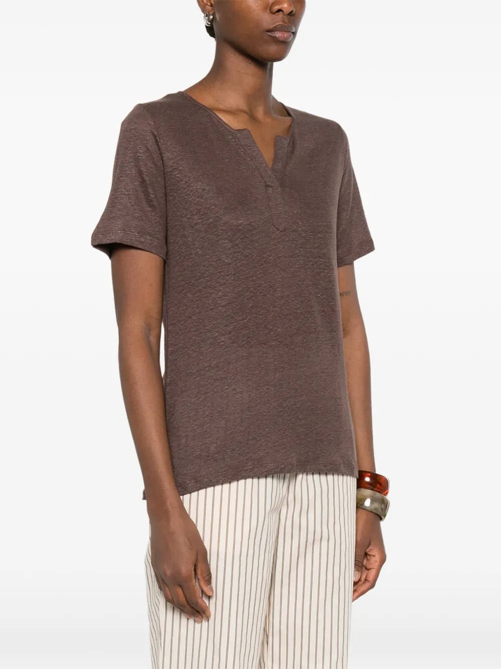  Yerse V-neck T-shirt - Brown 