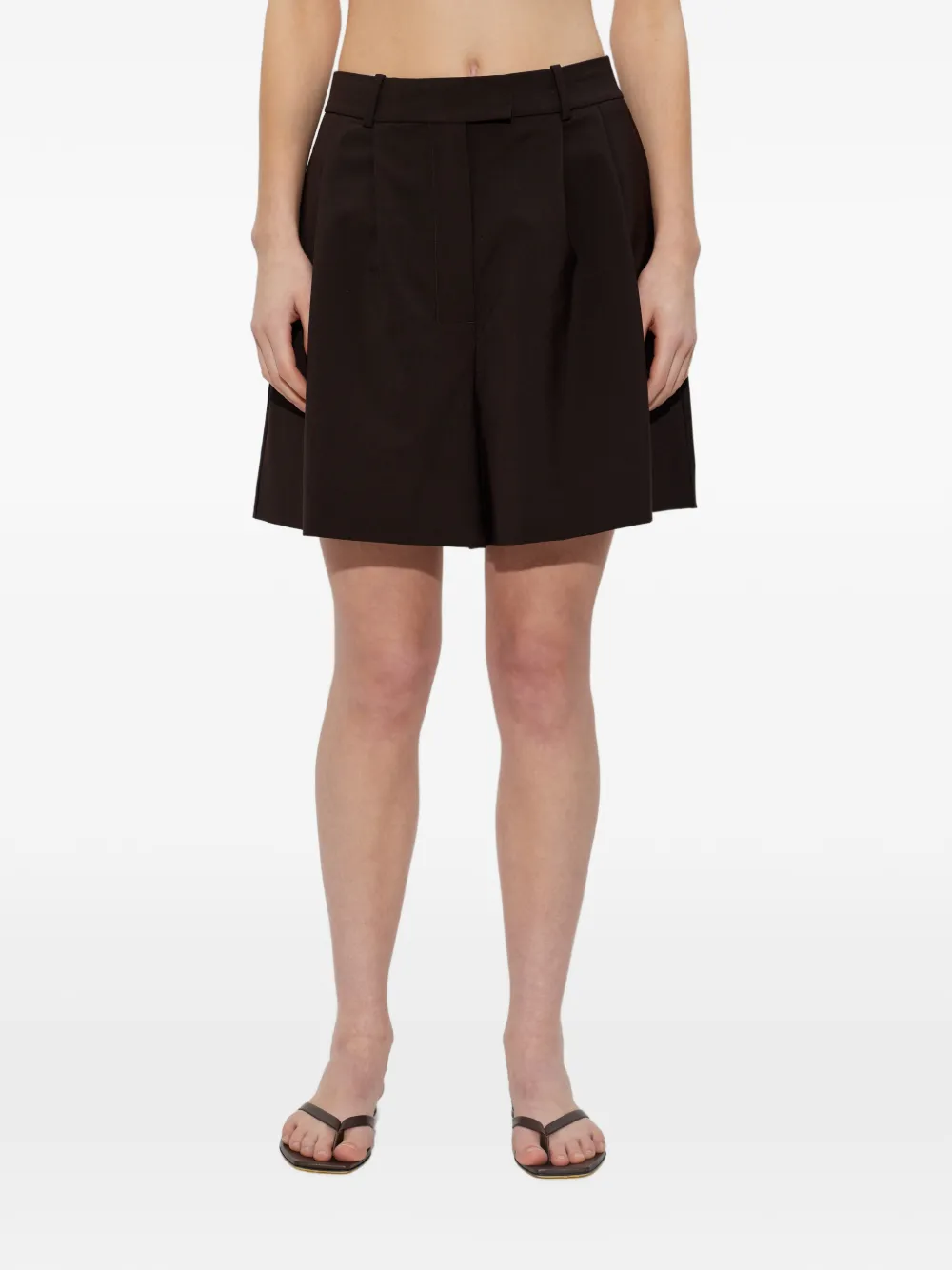  Lacoste Pleated-design Tailored Shorts - Brown 