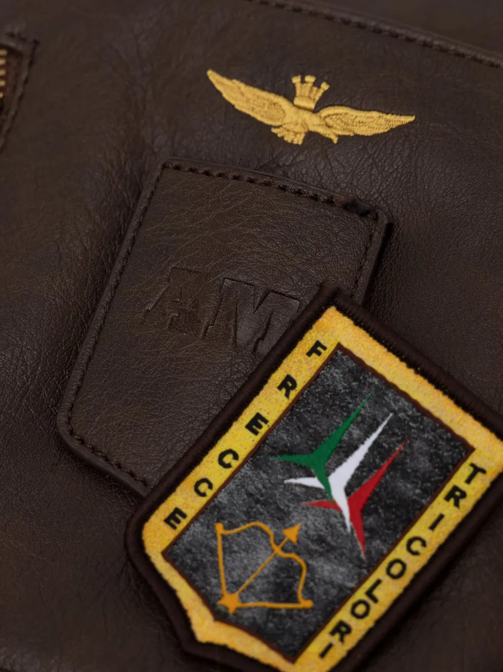 Aeronautica Militare Heuptas met rits en logopatch Bruin
