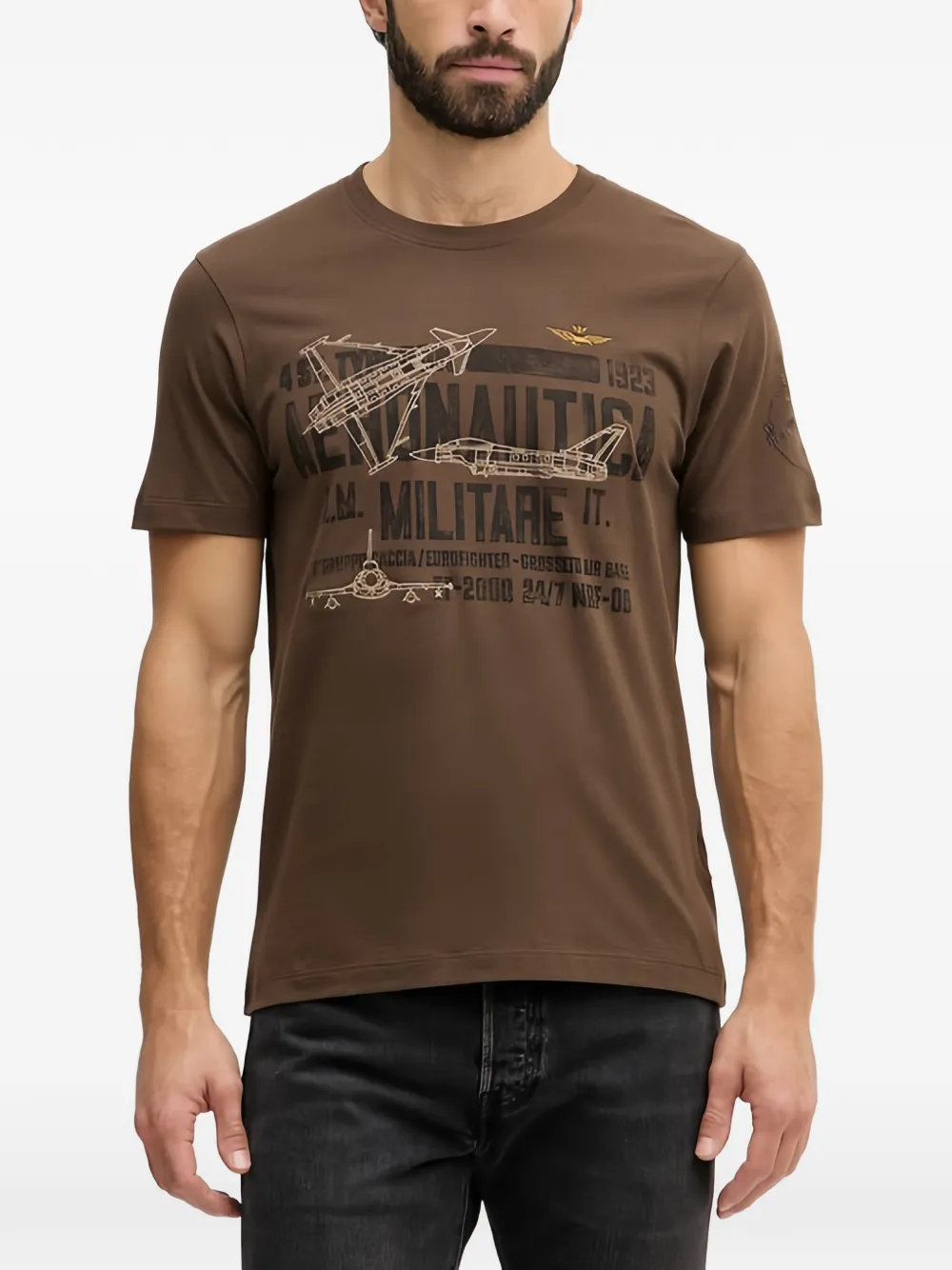 chest print T-shirt