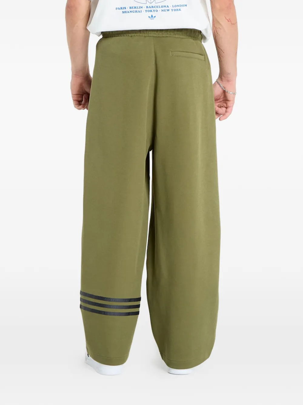 Neuclassics Sweatpants