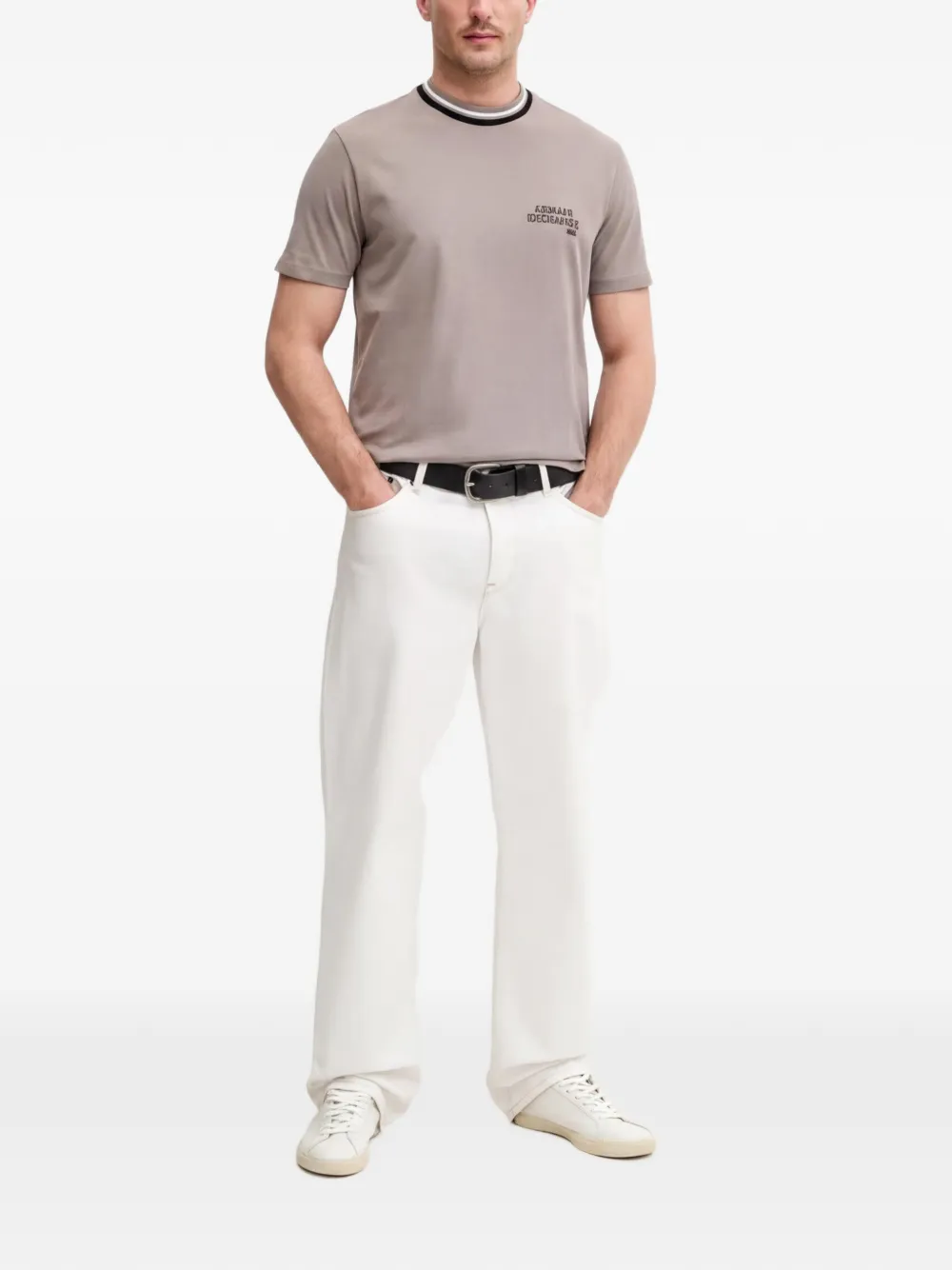 Armani Exchange T-shirt met gestreepte afwerking en logoprint Grijs