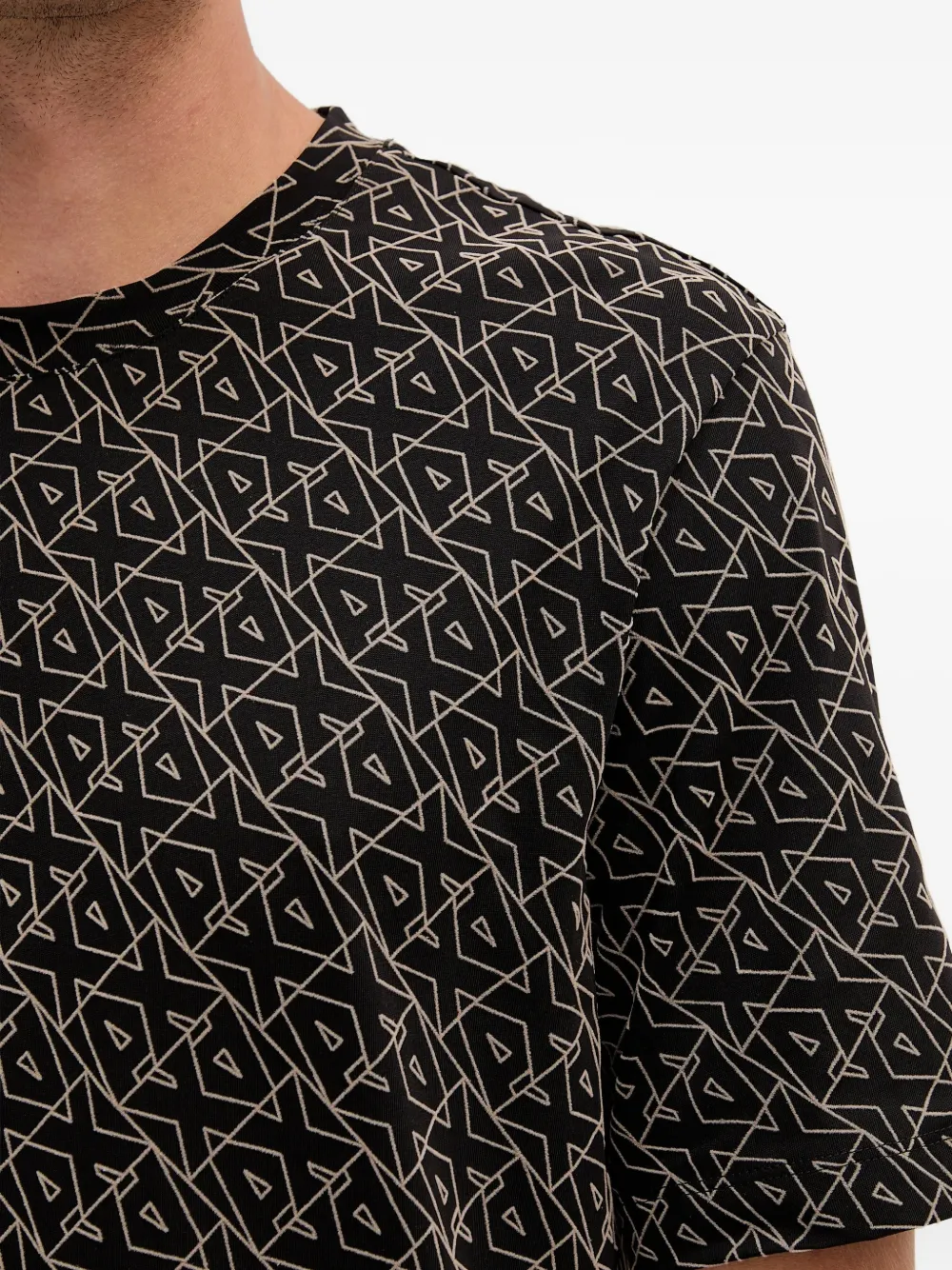 Armani Exchange T-shirt met geometrische print Zwart