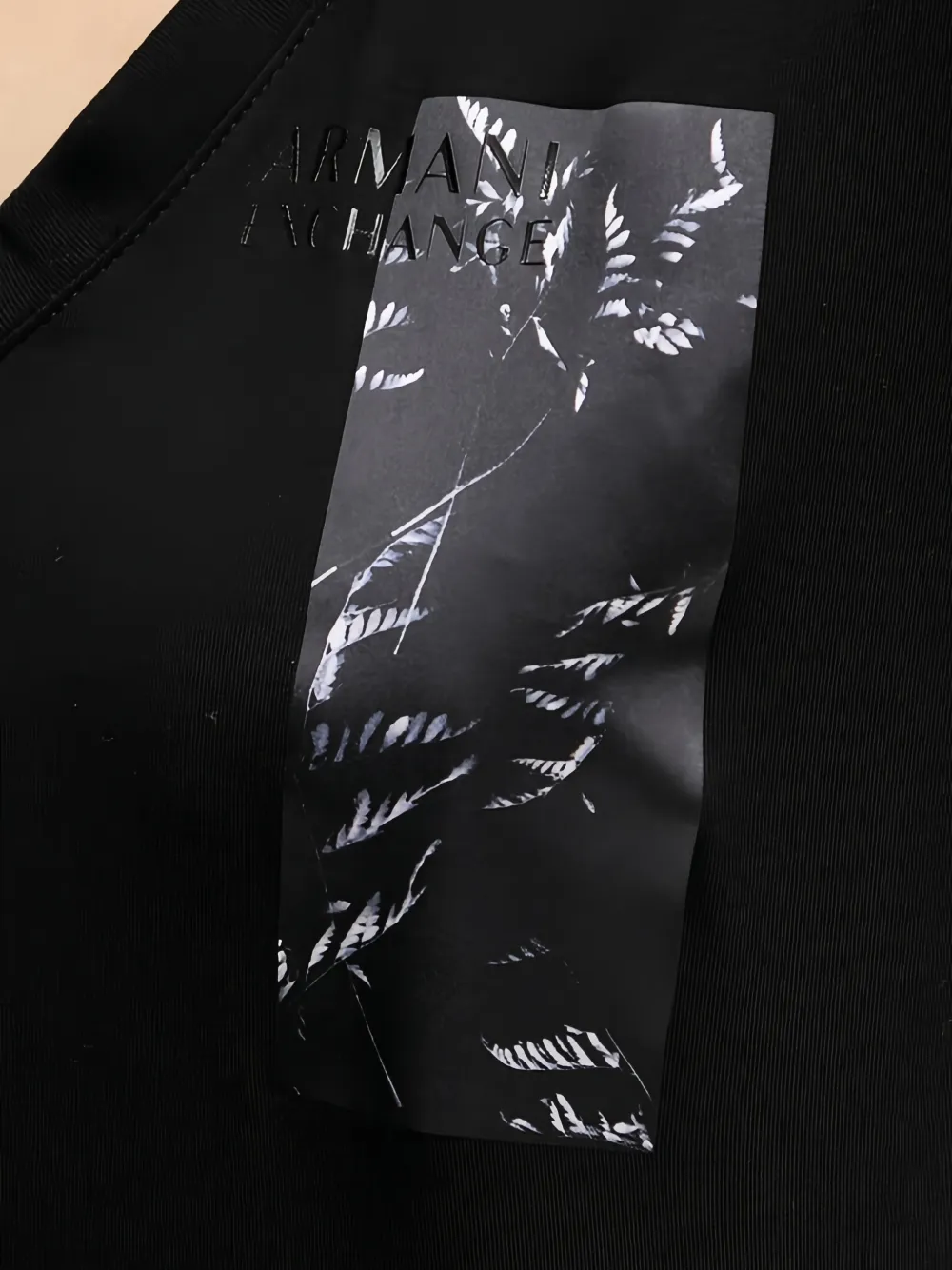 Armani Exchange T-shirt met V-hals Zwart
