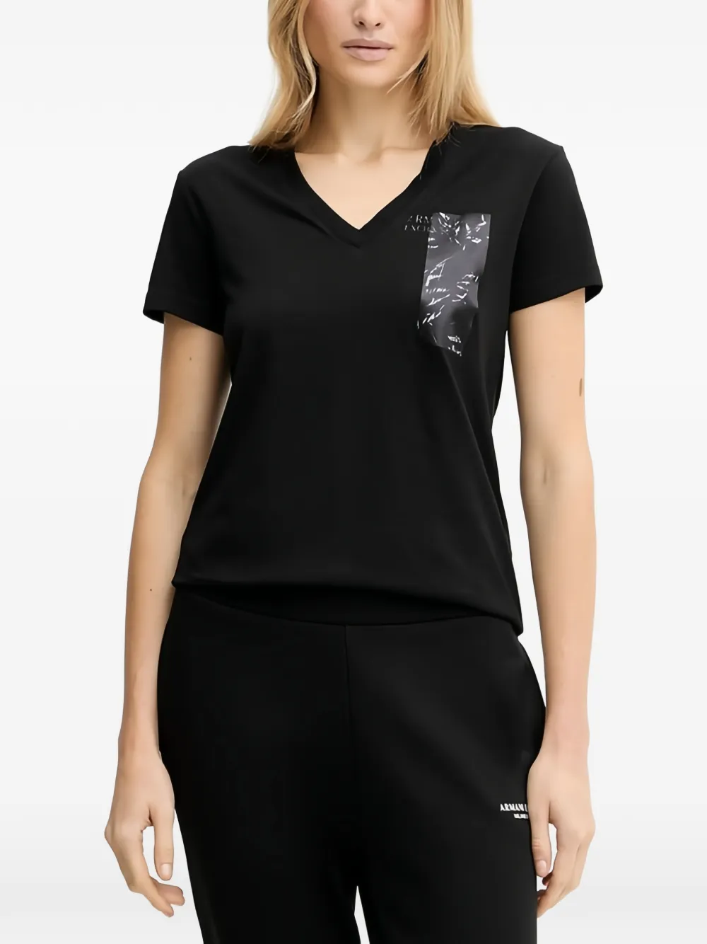 Armani Exchange V-neck T-shirt - Nero