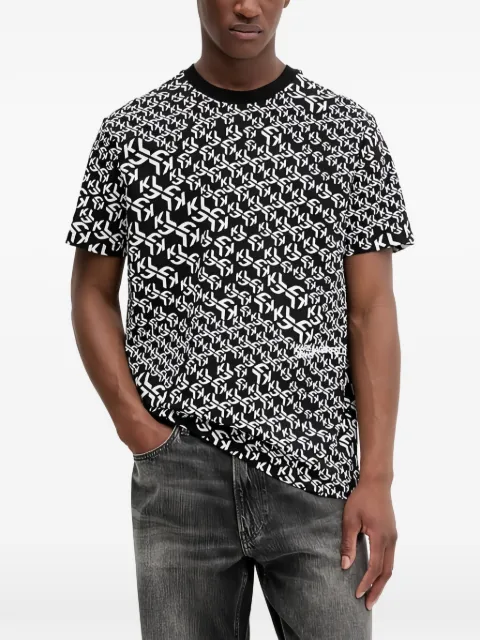 patterned T-shirt