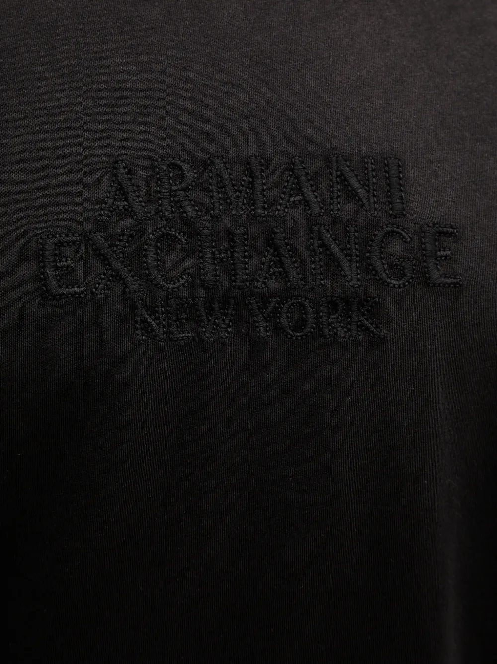 Armani Exchange T-shirt met geborduurd logo Zwart