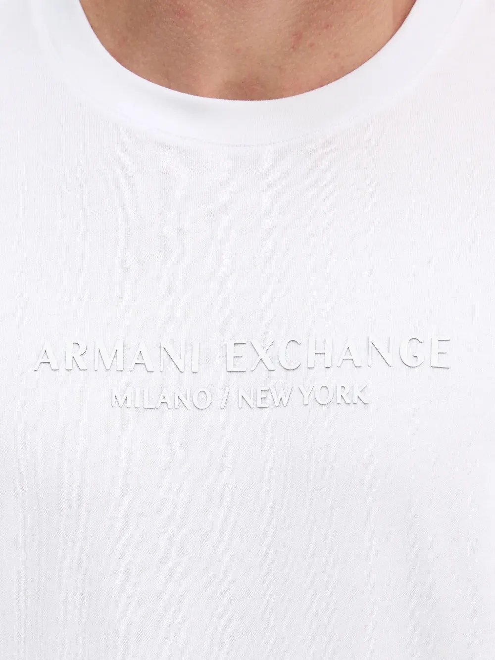 Armani Exchange T-shirt met logo-reliëf Wit