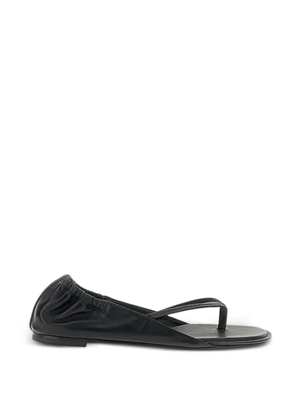 Jacquemus Thong Ballet Flats in Black