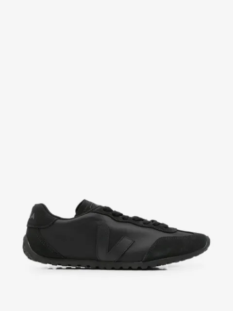 VEJA GT sneakers