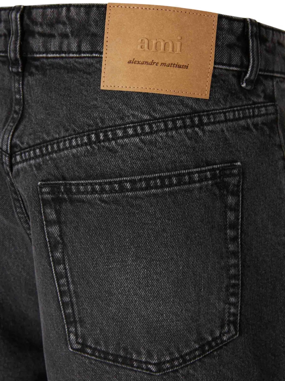 AMI Paris Katoenen shorts met logopatch Zwart