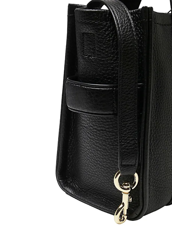 MARC BY MARCJACOBS 黒 バッグ 革 Amazon.com: Marc Jacobs Women's The Leather Crossbody Tote Bag