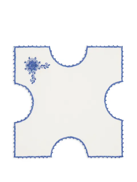 HOUSE OF CAPRICORN Teresa embroidered linen basket cloth