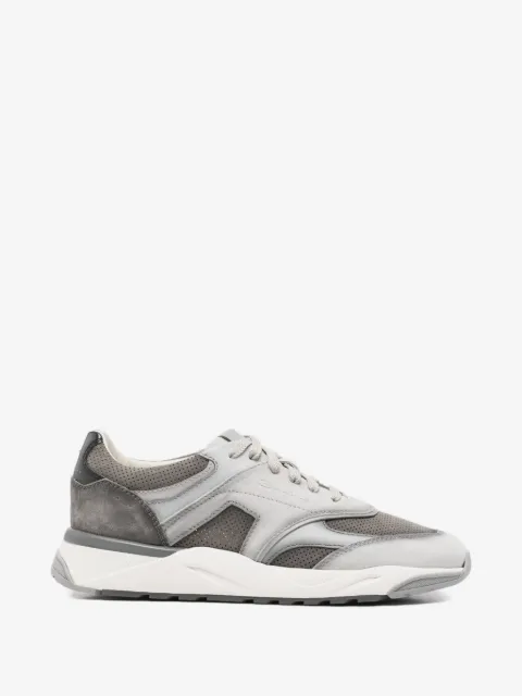 Santoni Tênis innova perfurado