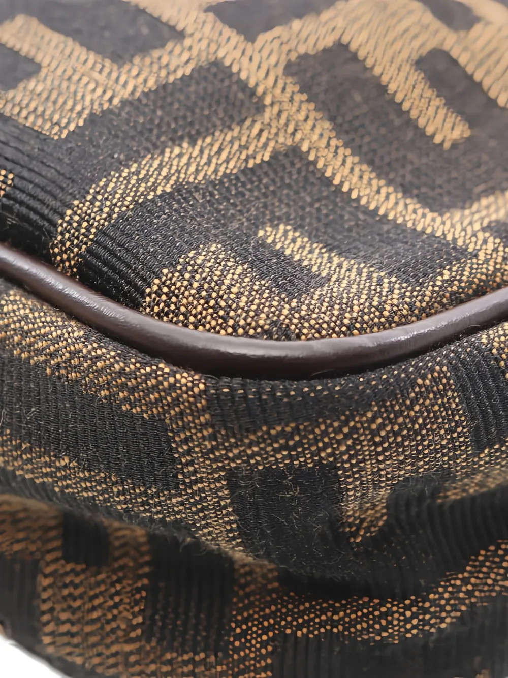  Fendi Pre-owned 2010s Zucca Shoulder Bag - Brown 