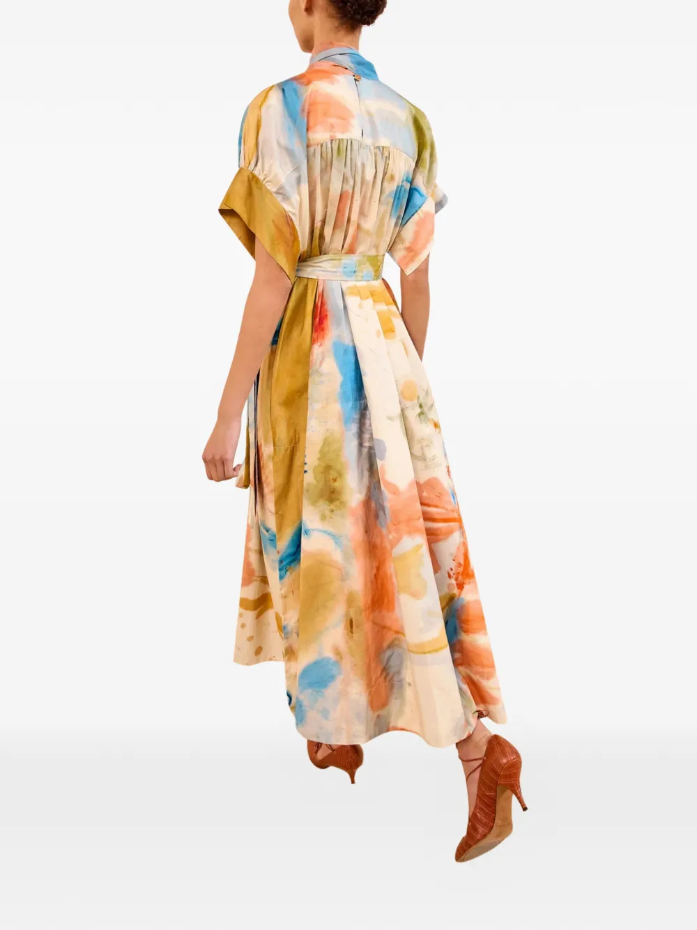 Ulla Johnson Studio midi-jurk met gestrikte hals en ceintuur Beige