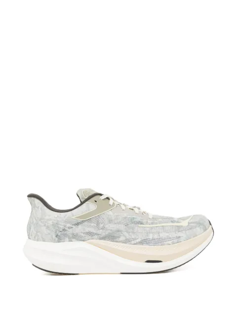 HOKA tenis Rocket X 3 en colaboración con John Elliott