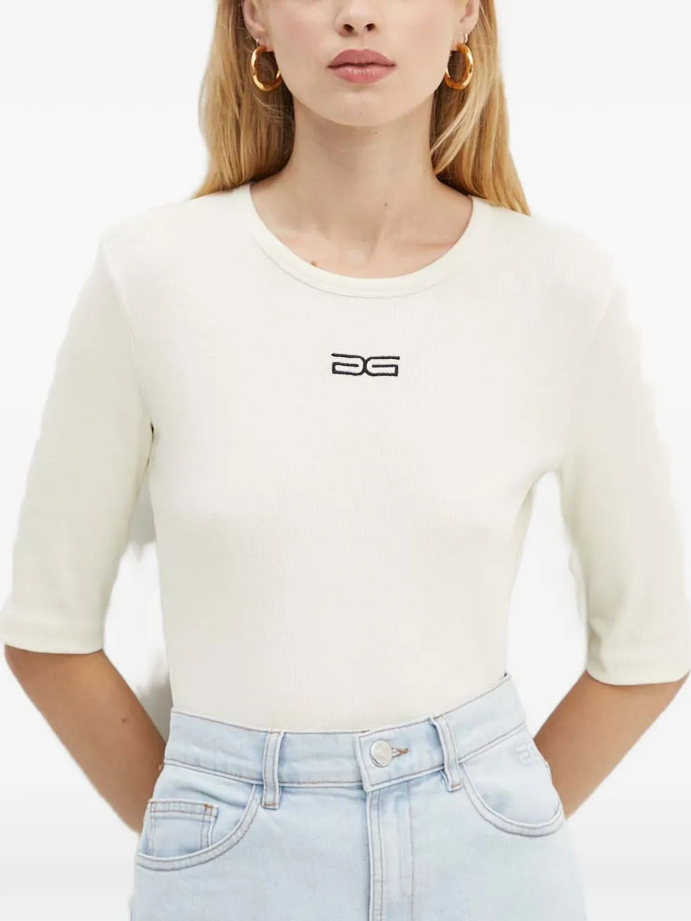 Gestuz Embroidered-logo T-shirt In White