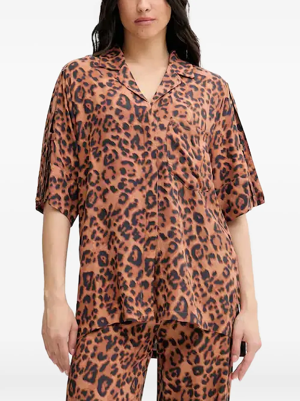Chantelle Explore leopard-print shirt