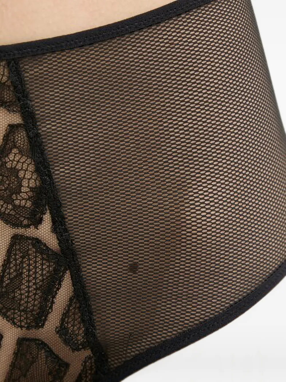 Chantelle Slip met kanten vlakken en mesh Zwart