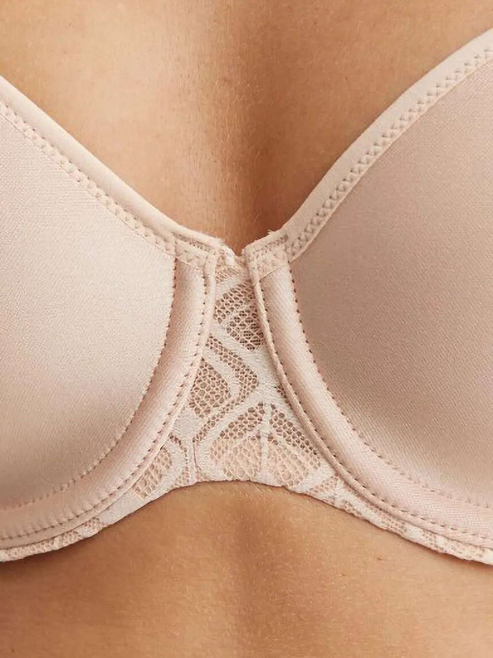 Chantelle Bh met kanten vlakken en beugel Beige