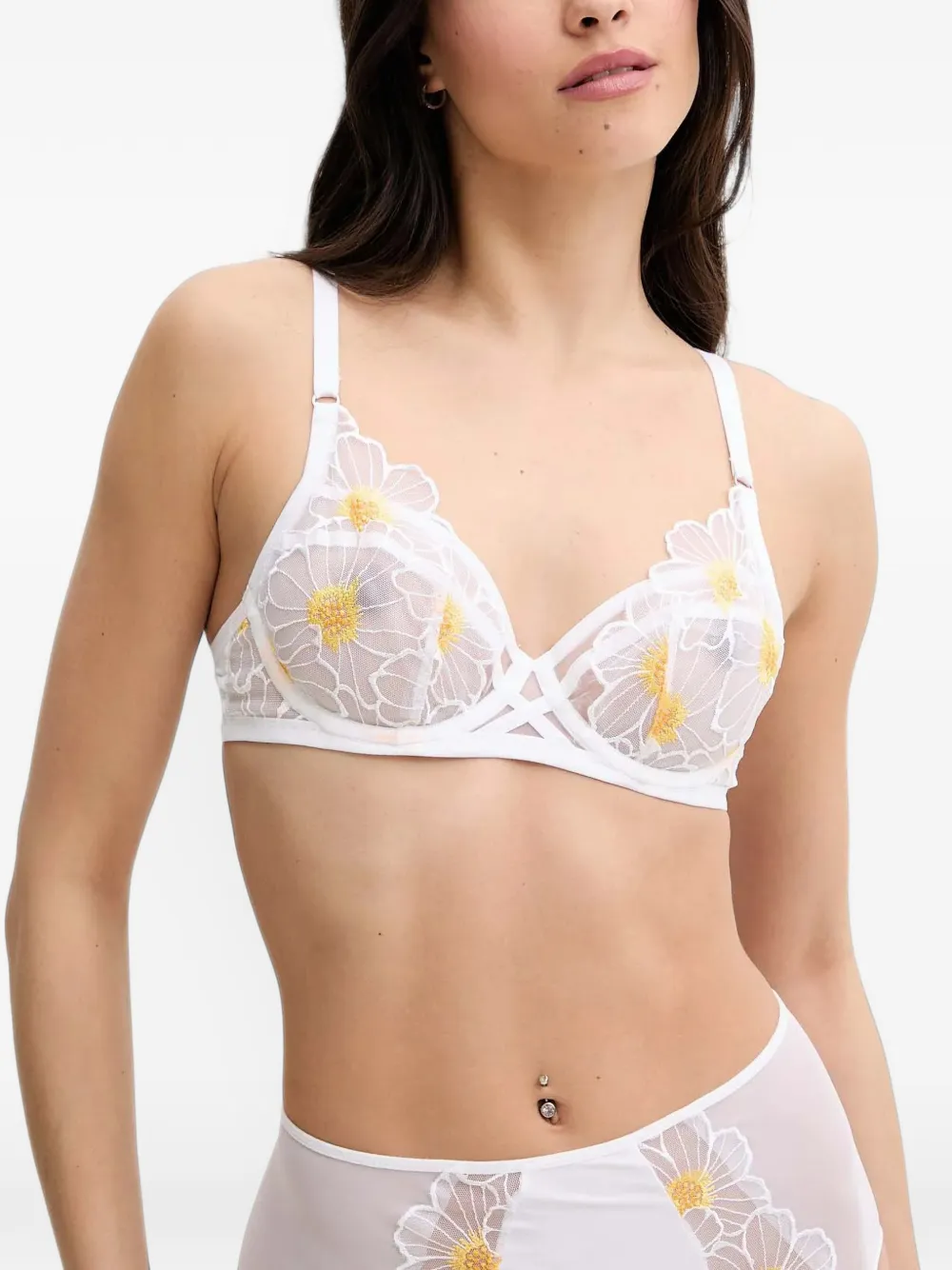 Chantelle floral-embroidered mesh bra - Bianco