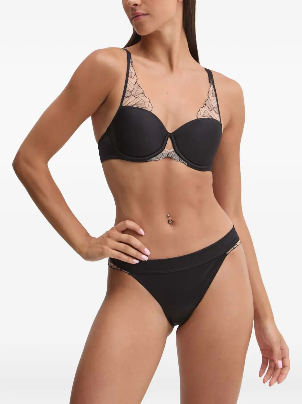 Chantelle lace-trim underwired bra Zwart