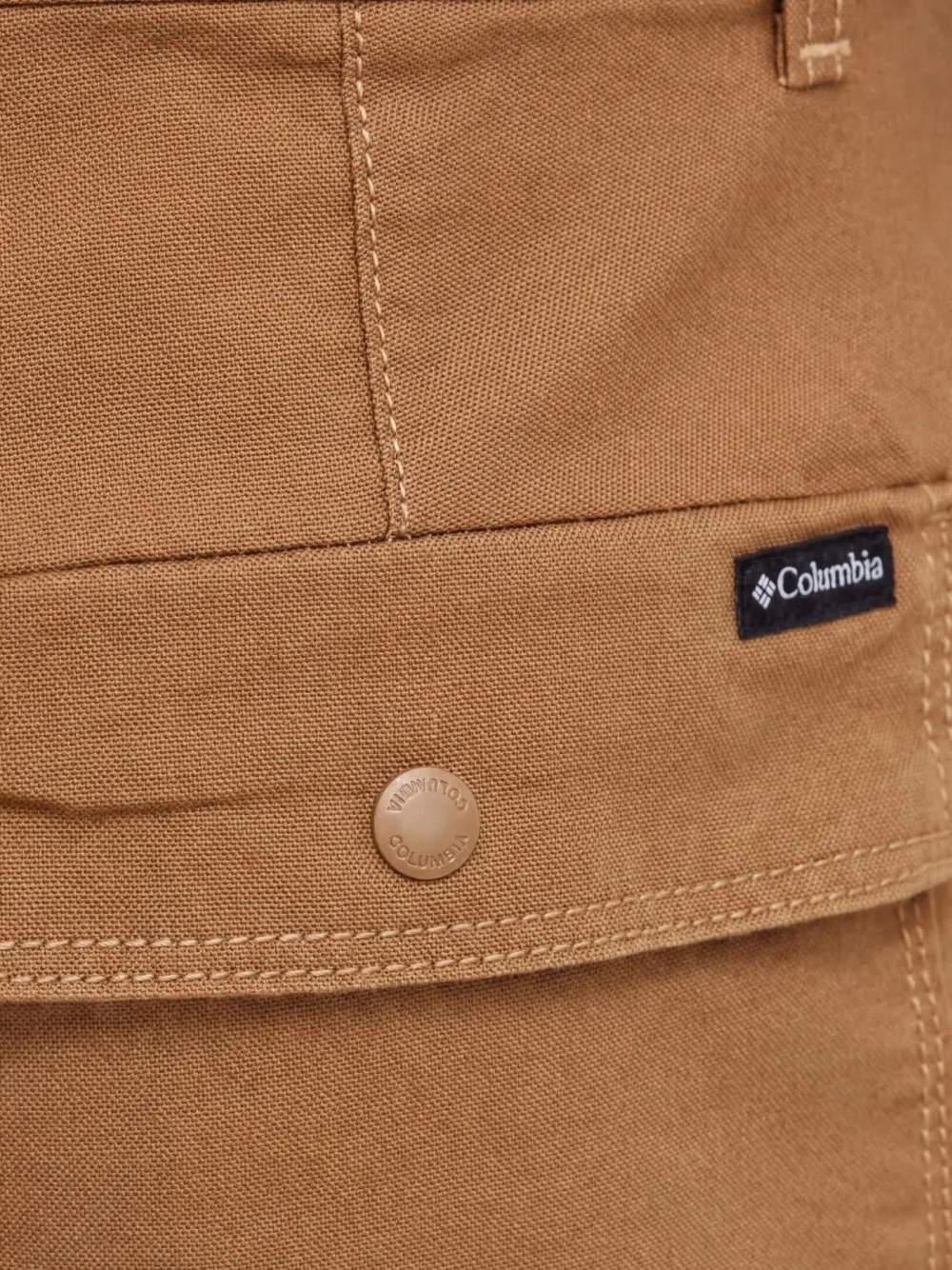 Columbia Shorts met zak aan de achterkant Bruin