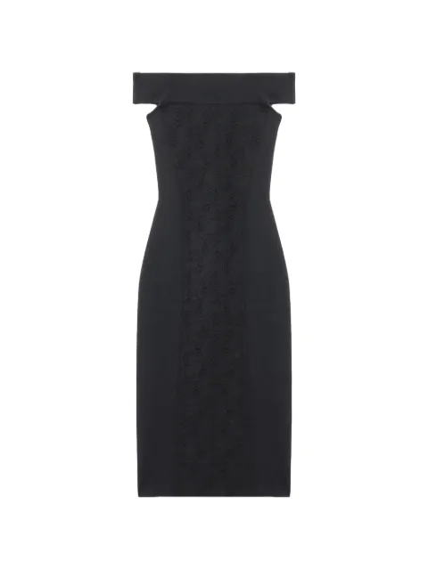 Alexander McQueen vestido con hombros descubiertos