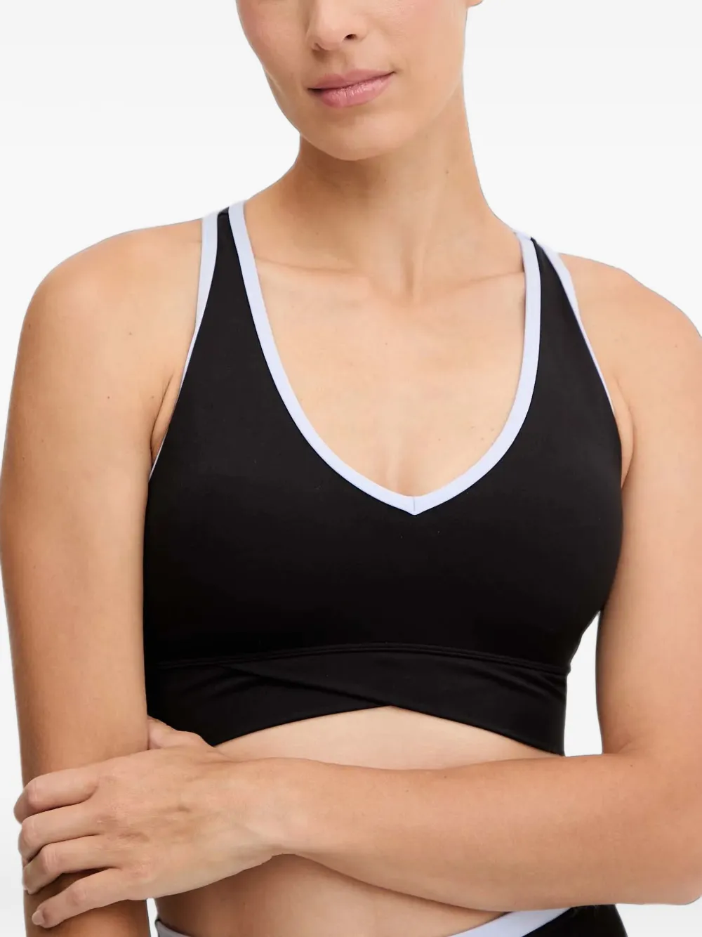 P.E Nation Vita sport-bh met gekruiste onderrand en racerback Zwart