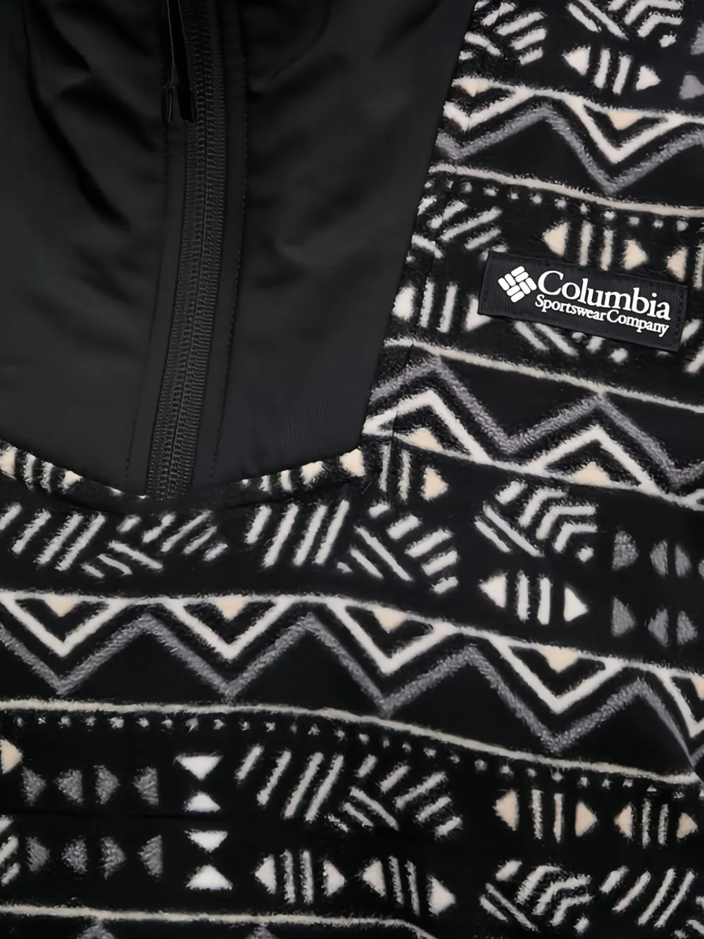 Columbia Top met patroon en rits Zwart
