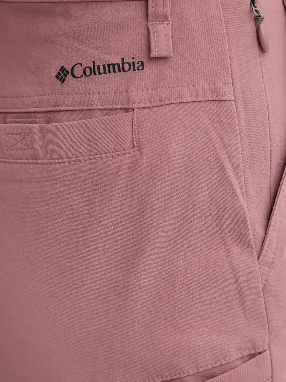 Columbia Leslie Falls shorts met knoopsluiting Roze
