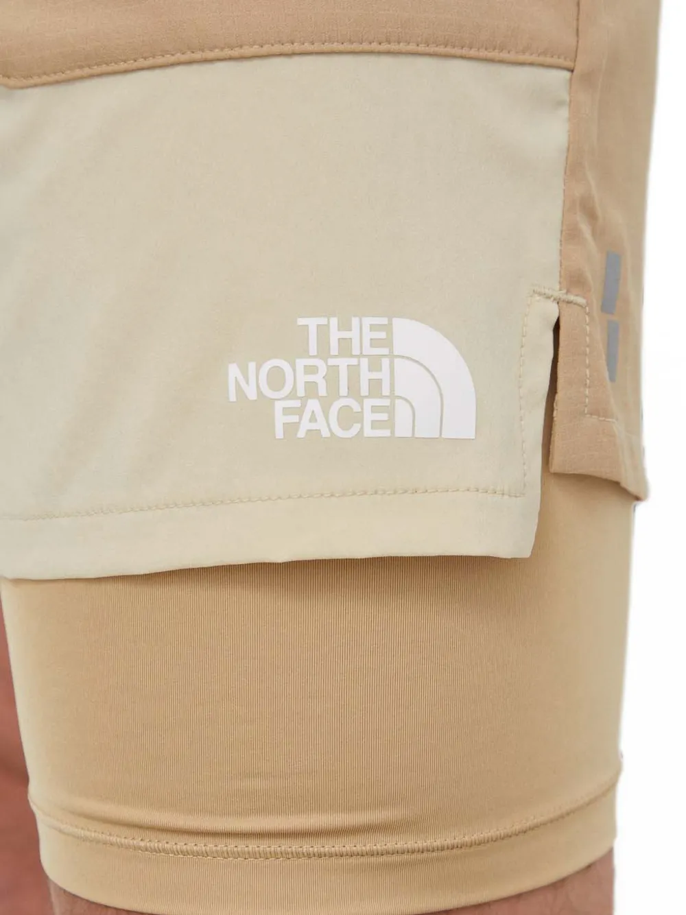 The North Face Shorts met colourblocking Beige