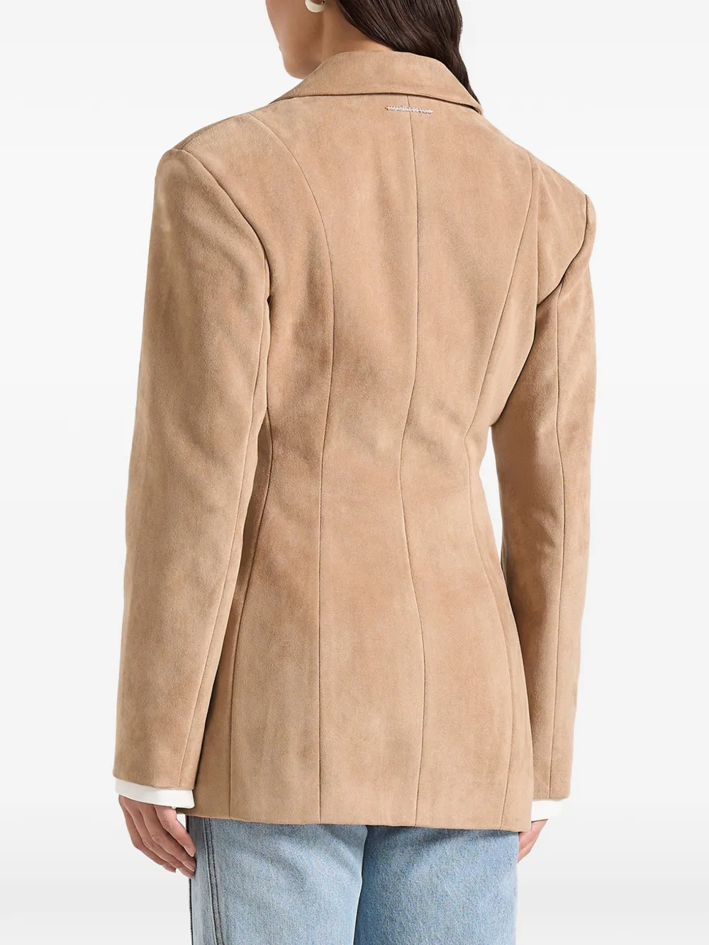 Manière De Voir Claire suède asymmetrische blazer met brede schouders Beige