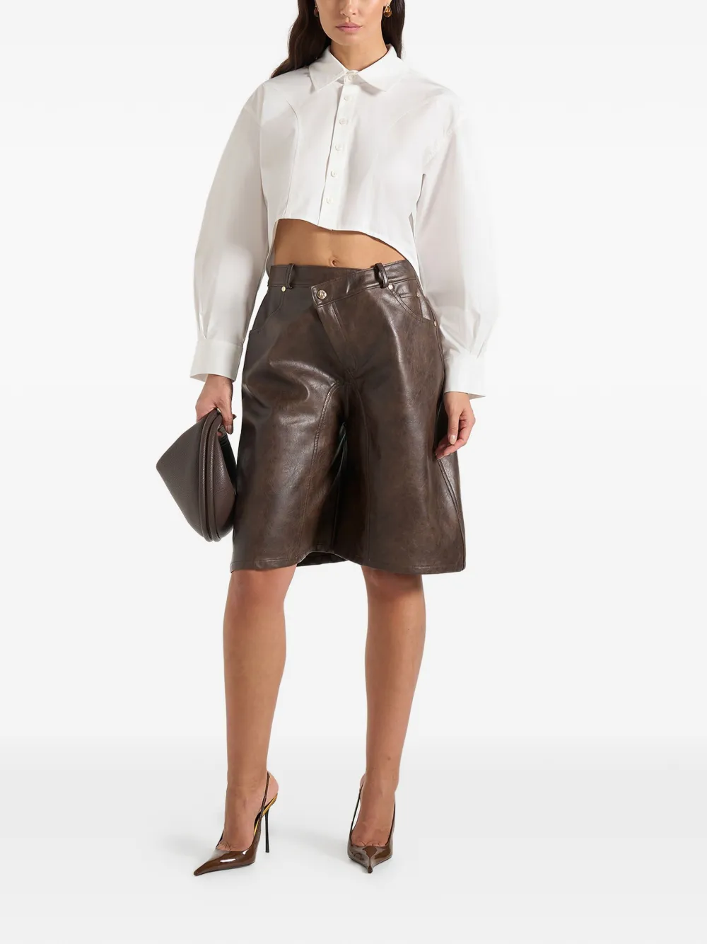 Manière De Voir Hazel leren gewikkelde bermuda shorts Bruin