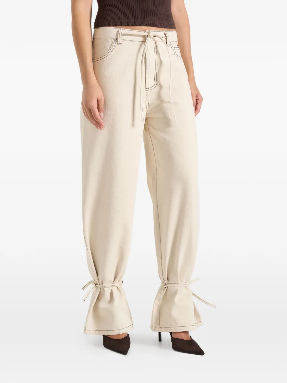 Manière De Voir Faye mid-waist jeans met wijde pijpen en gestrikte taille Beige