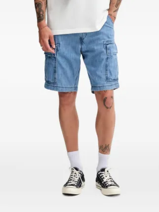 Levi's