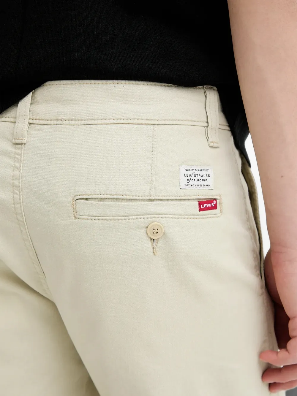 Levi's XX logo-patch chino shorts Beige