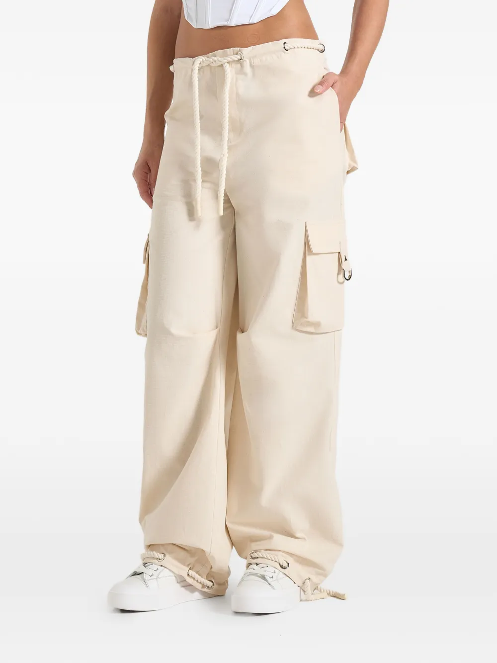 Manière De Voir Rosa ripstop parachute cargo broek Beige