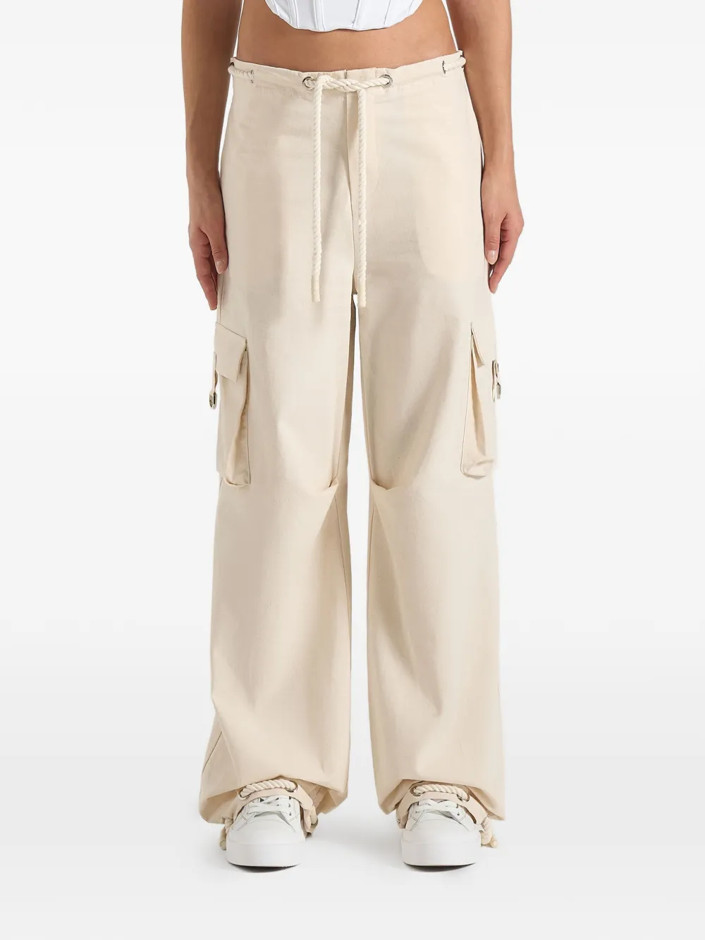 Manière De Voir Rosa ripstop parachute cargo broek Beige