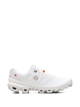 LOEWE x On Cloudventure スニーカー ホワイト On x Loewe Cloudventure logo-detail Sneakers | White | FARFETCH PH