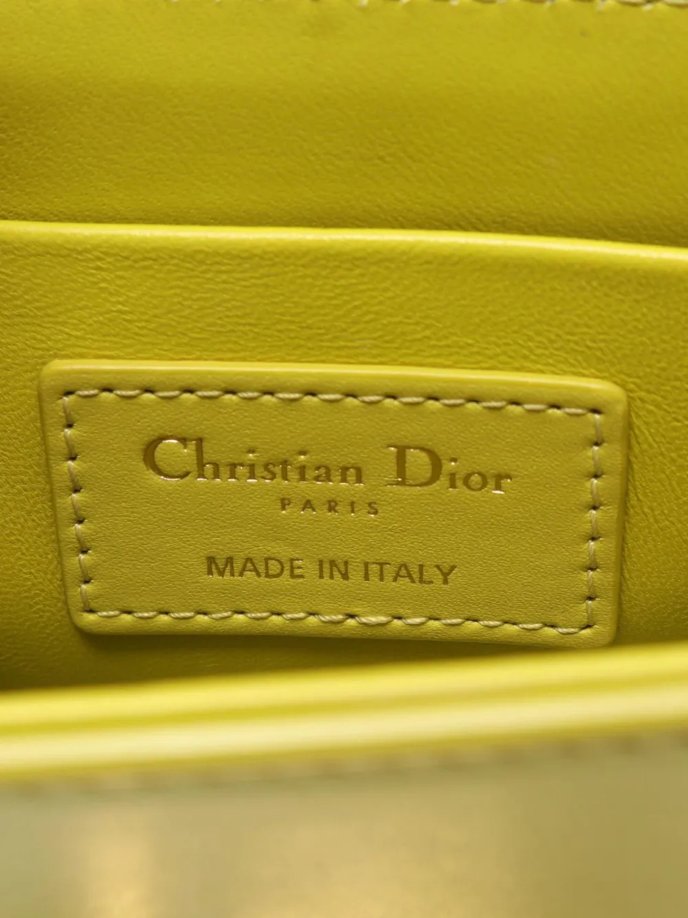 2021-2026 Leather 30 Montaigne Box Bag Crossbody Bag