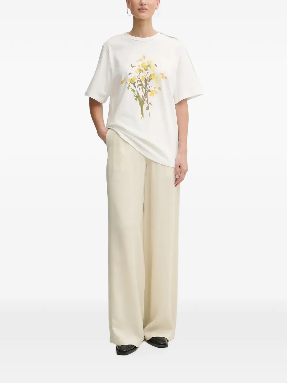 Stine Goya T-shirt met bloemenprint Beige